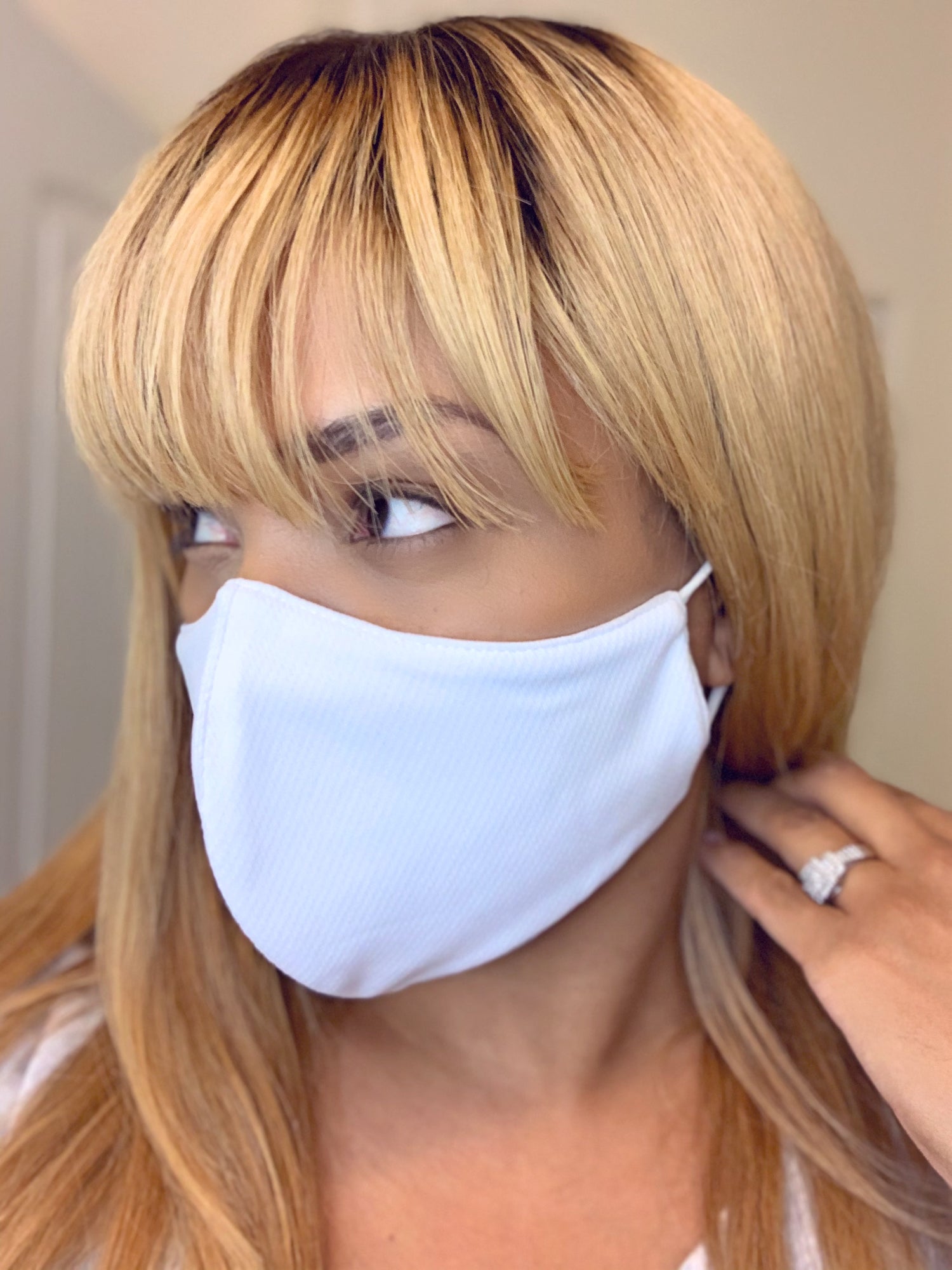 Basic White Mask image 0
