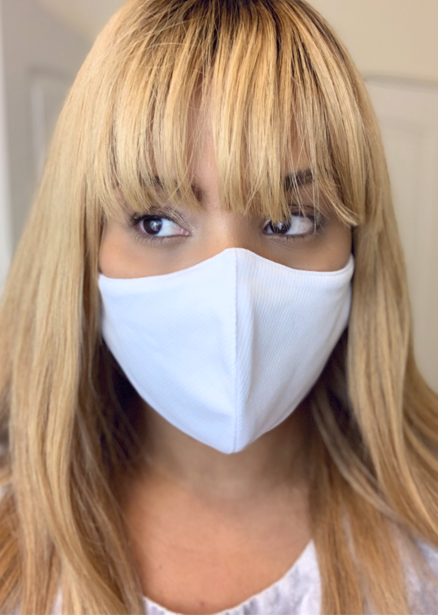 Basic White Mask image 1